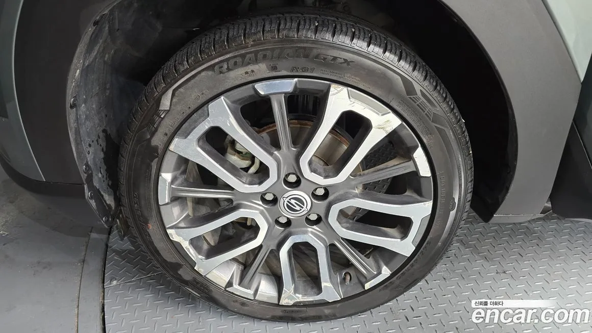 KG Mobility (Ssangyong) Torres — фото 10