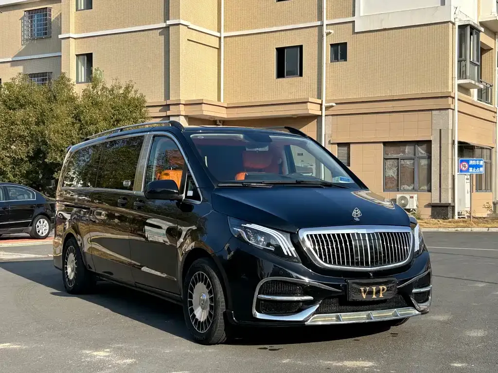 Mercedes-Benz Vito — фото 1