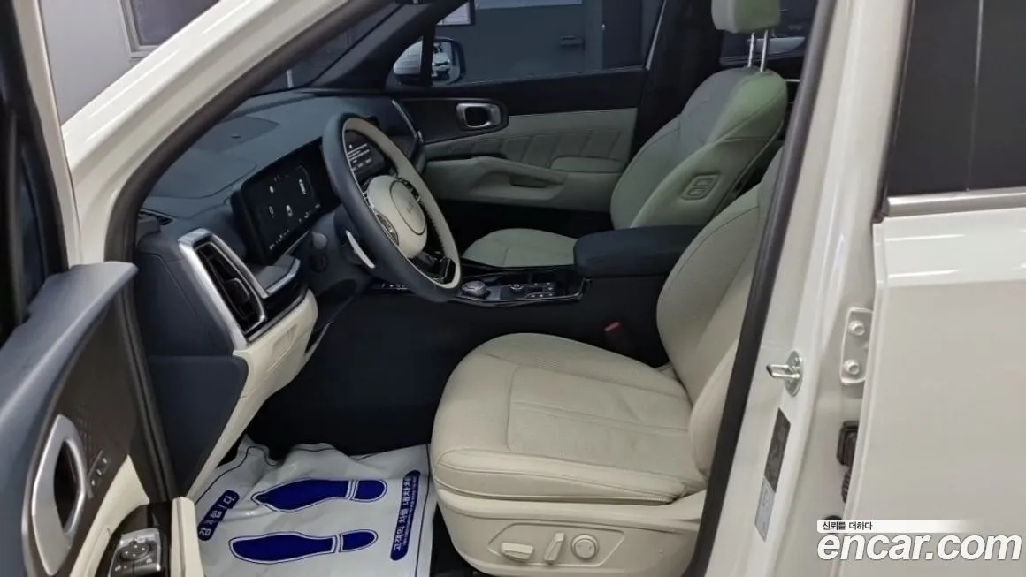 Kia Sorento — фото 6