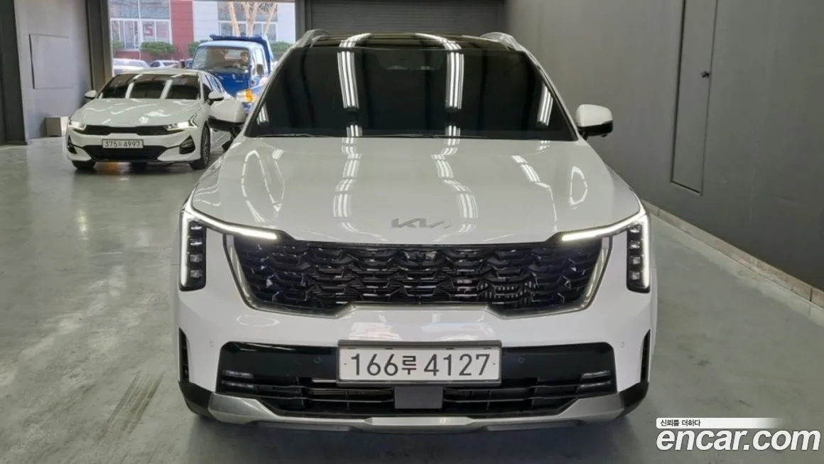 Kia Sorento — фото 5