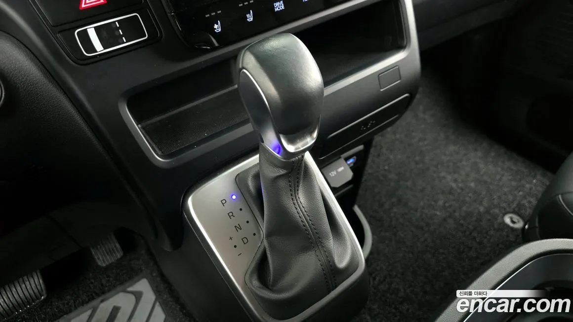 Hyundai Staria — фото 4
