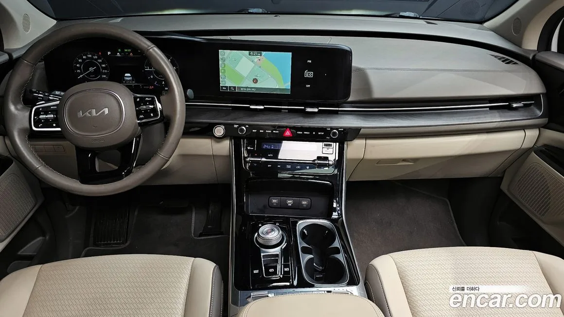 Kia Carnival — фото 10