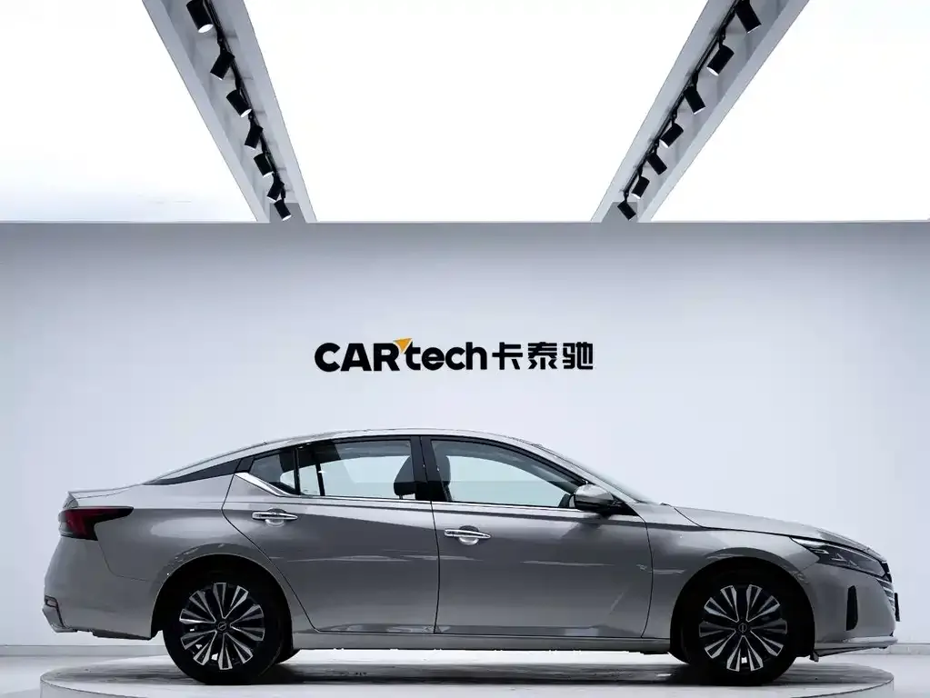Nissan Teana — фото 5