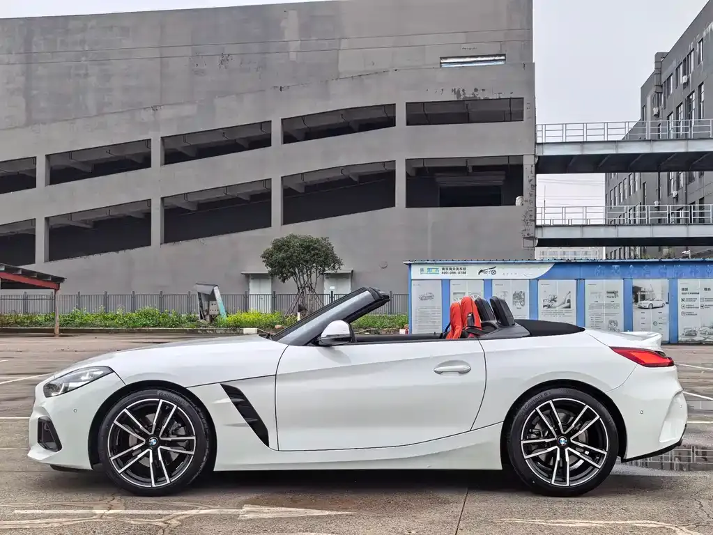 BMW Z4 — фото 8