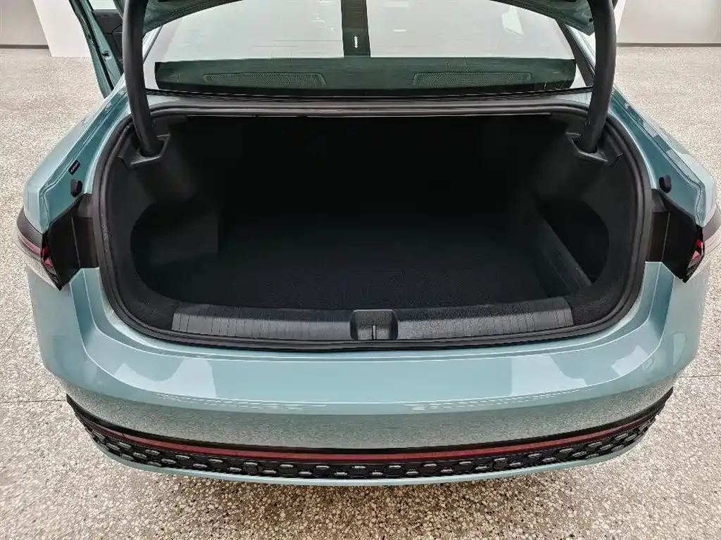 Volkswagen Passat — фото 4