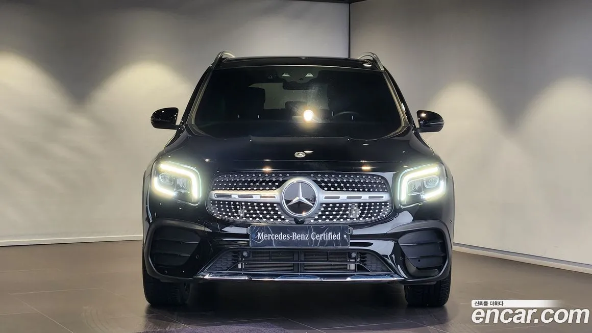 Mercedes-Benz GLB-Class — фото 2