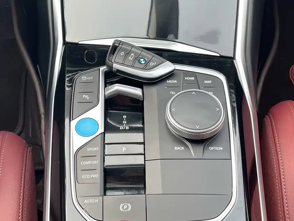 BMW i3 — фото 9