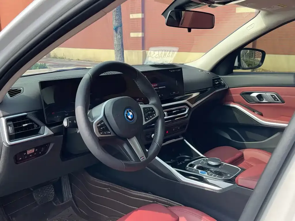 BMW i3 — фото 8