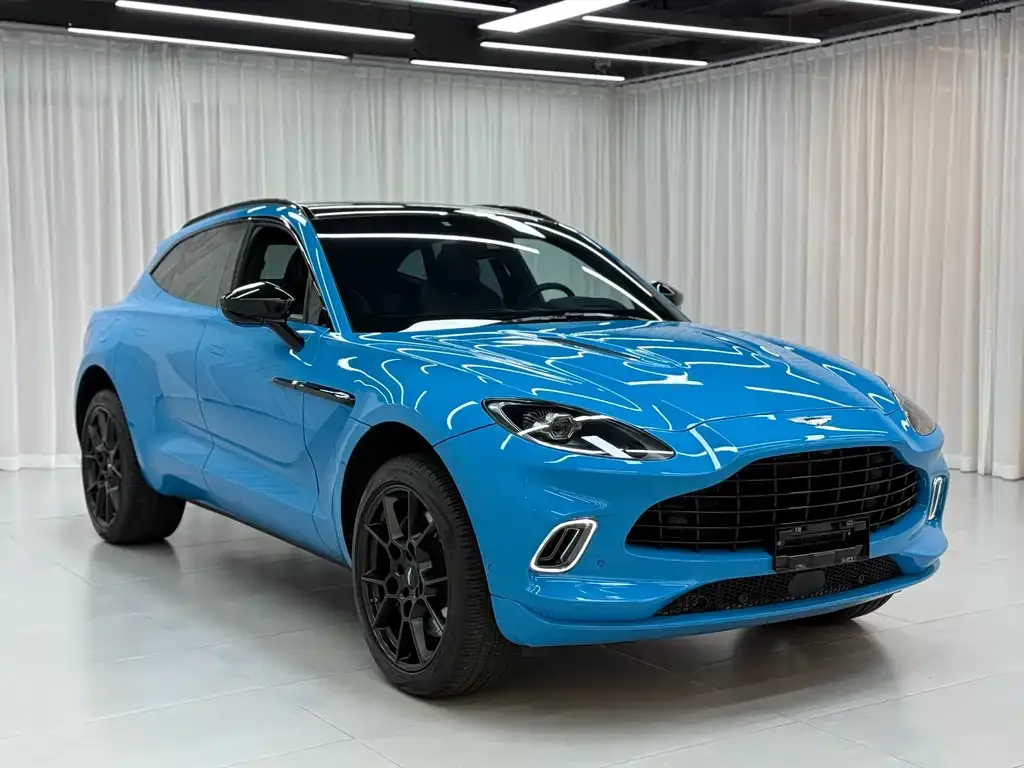 Aston Martin DBX — фото 7