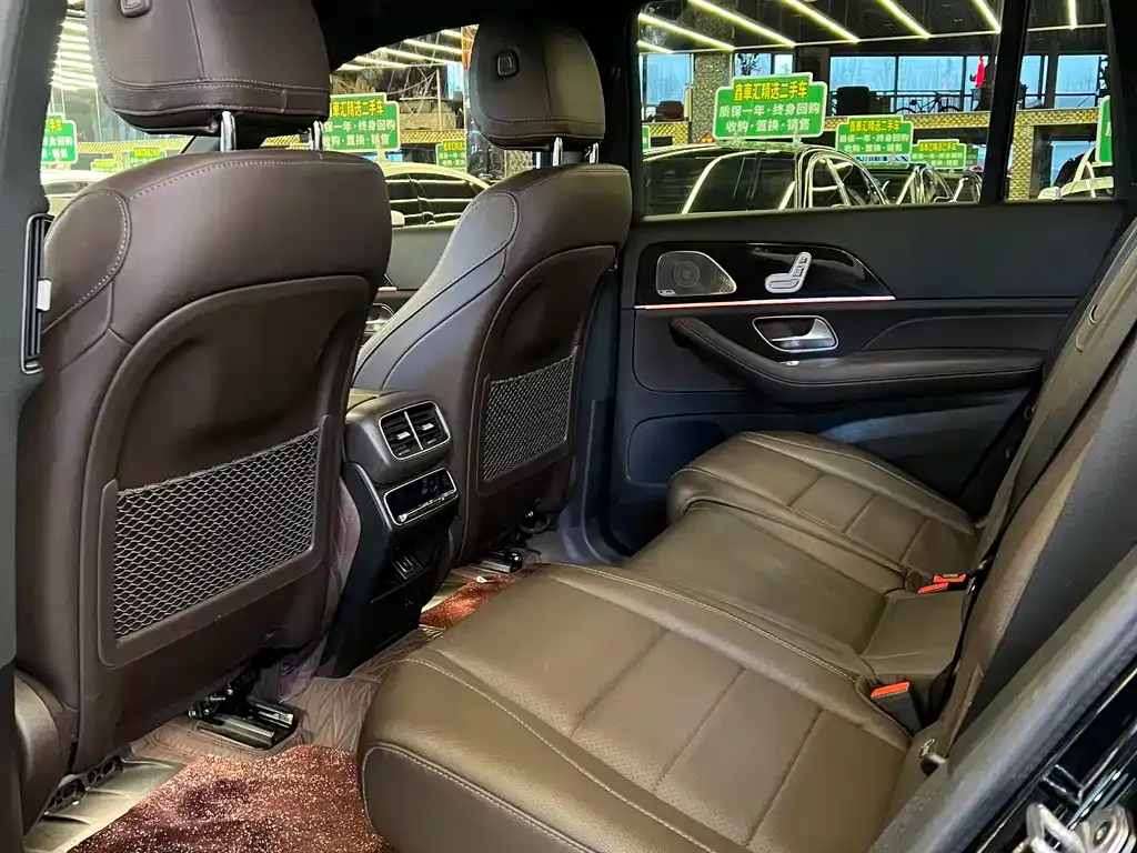 Mercedes-Benz GLS — фото 10