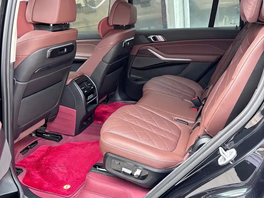 BMW X7 — фото 5