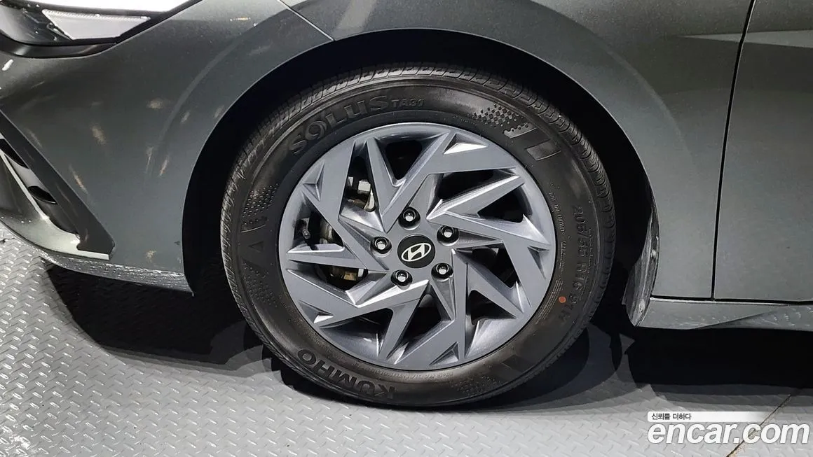 Hyundai AVANTE — фото 6