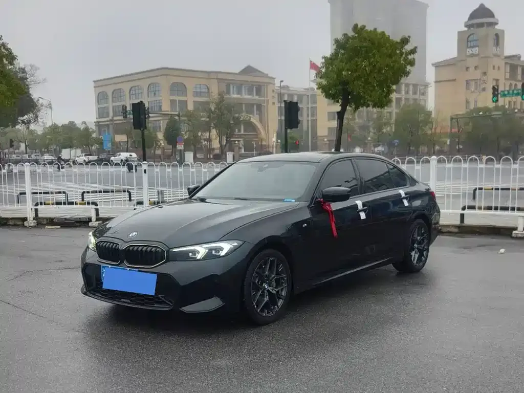 BMW 3 Series — фото 1