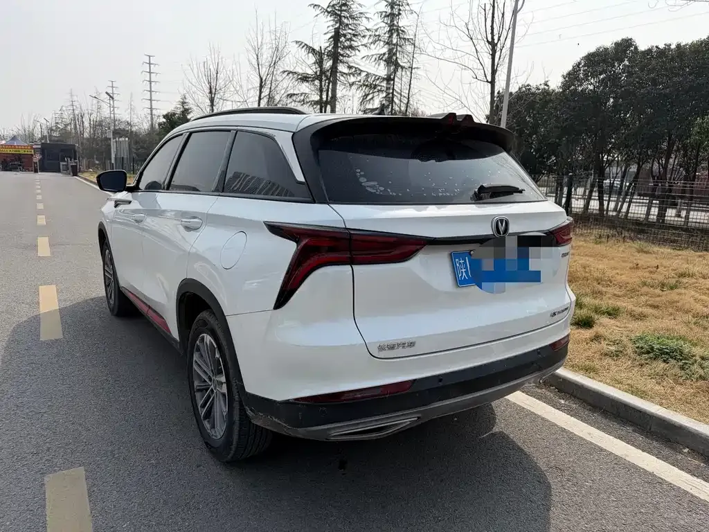 Changan CS75PLUS — фото 8
