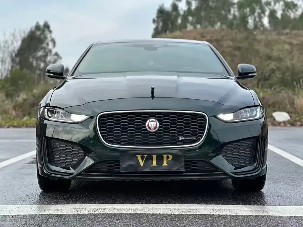 Jaguar XEL — фото 1