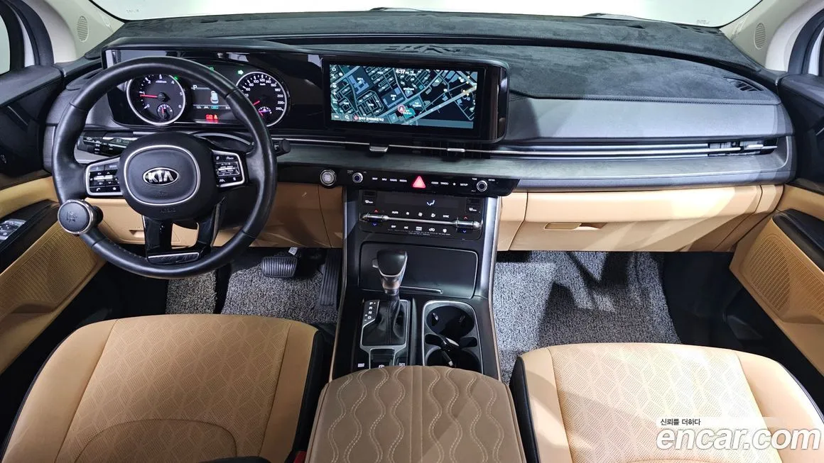 Kia Carnival — фото 10