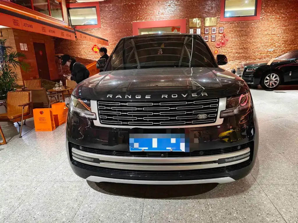 Land Rover Range Rover — фото 1