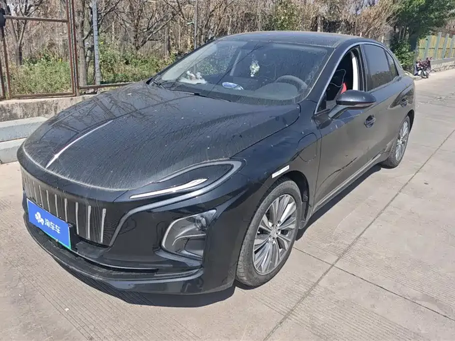 Hongqi E-QM5 — фото 1