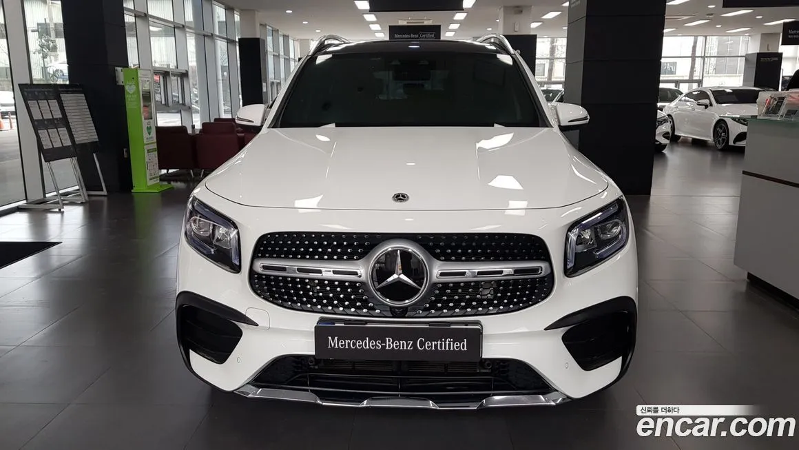 Mercedes-Benz GLB-Class — фото 2