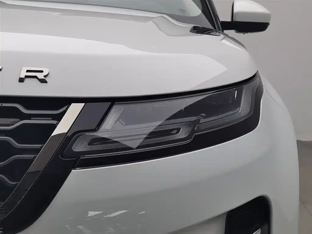 Land Rover Evoque PHEV — фото 6
