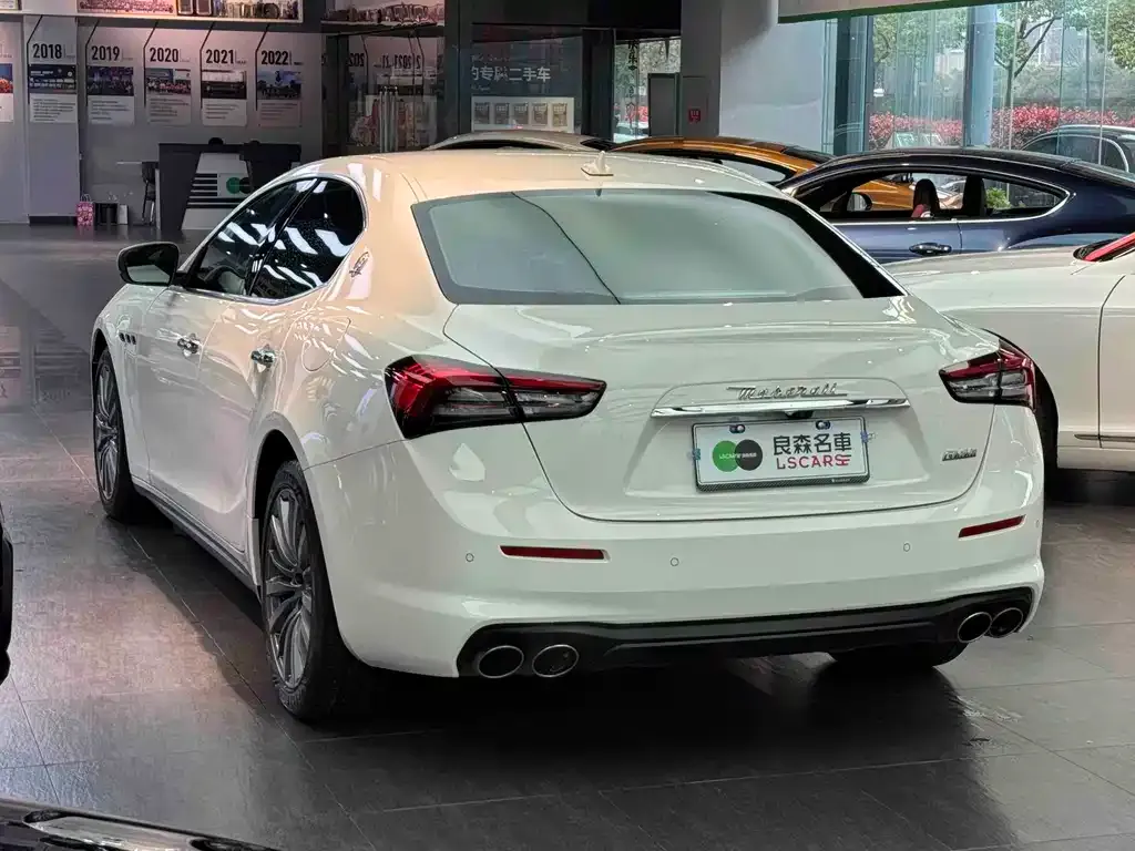 Maserati Ghibli — фото 5