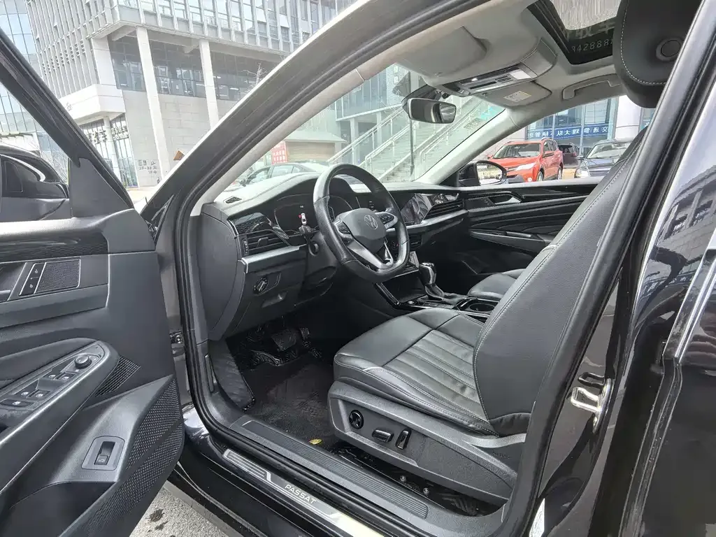 Volkswagen Passat — фото 6