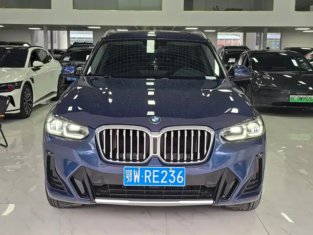 BMW X3 — фото 10