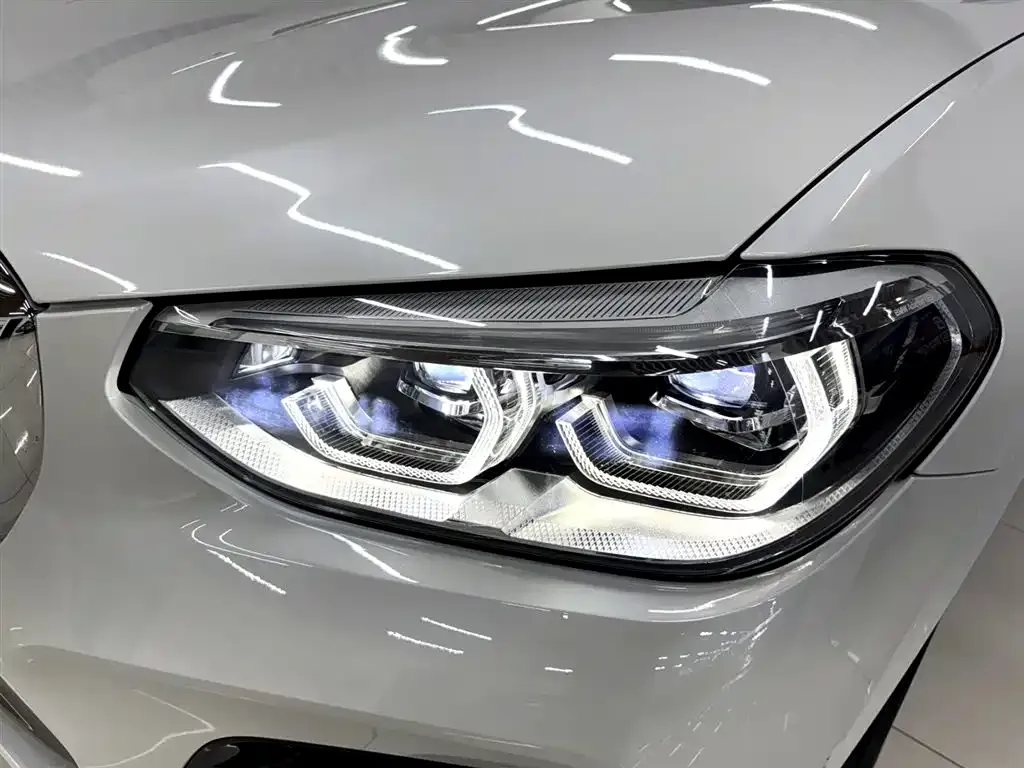 BMW X3 — фото 10