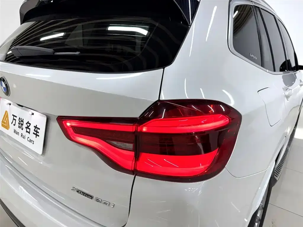 BMW X3 — фото 9