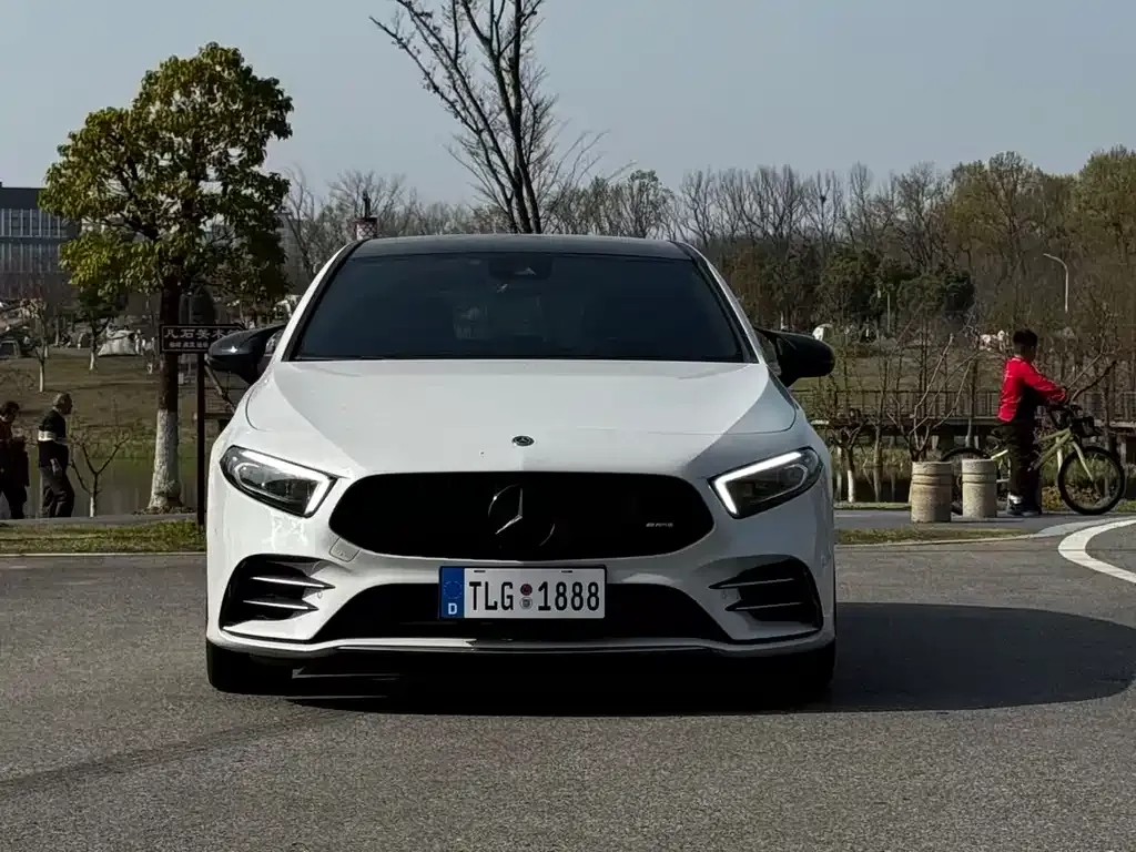 Mercedes-Benz A-Class AMG — фото 1