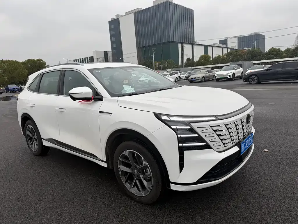 Changan CS75PLUS — фото 7
