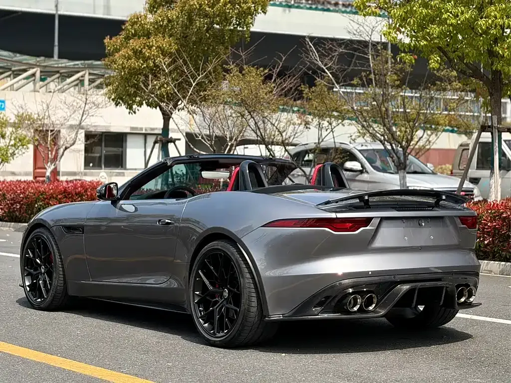 Jaguar F-TYPE — фото 7
