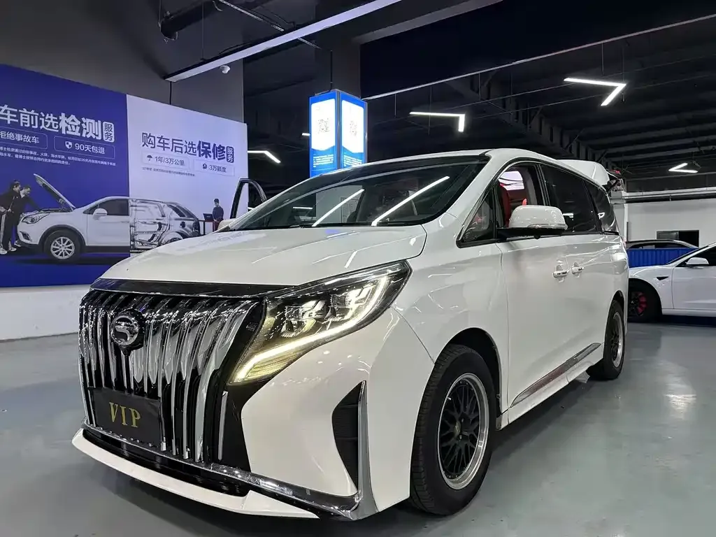 GAC Motor Trumpchi M8 — фото 1