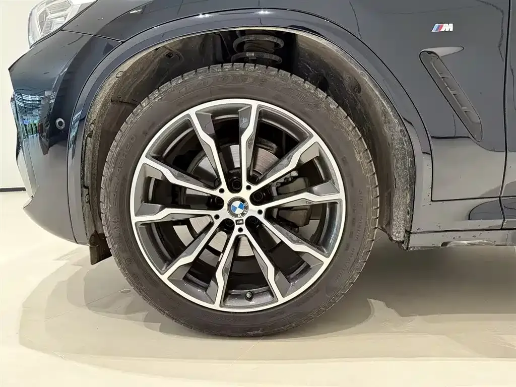 BMW X3 — фото 10