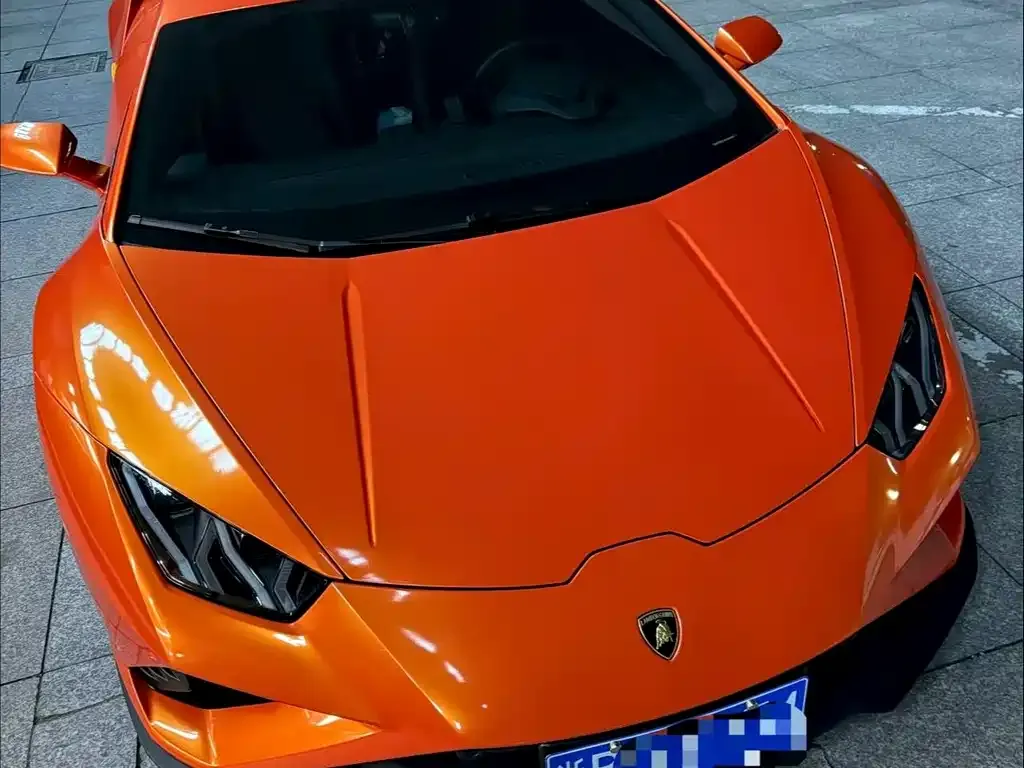 Lamborghini Huracan — фото 1