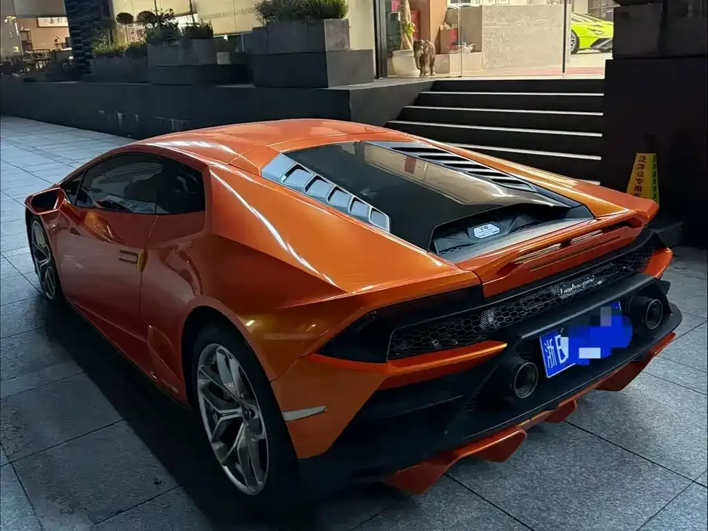 Lamborghini Huracan — фото 5