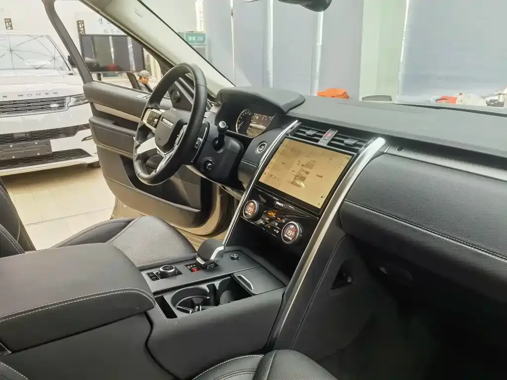 Land Rover Discovery — фото 10