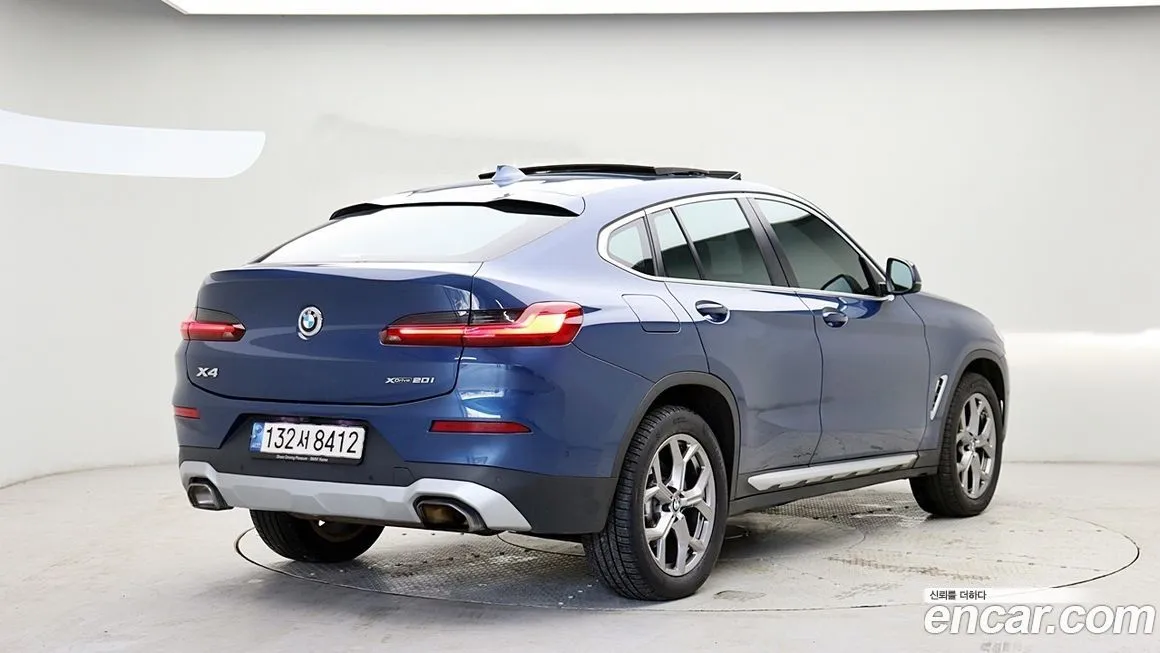 BMW X4 — фото 8