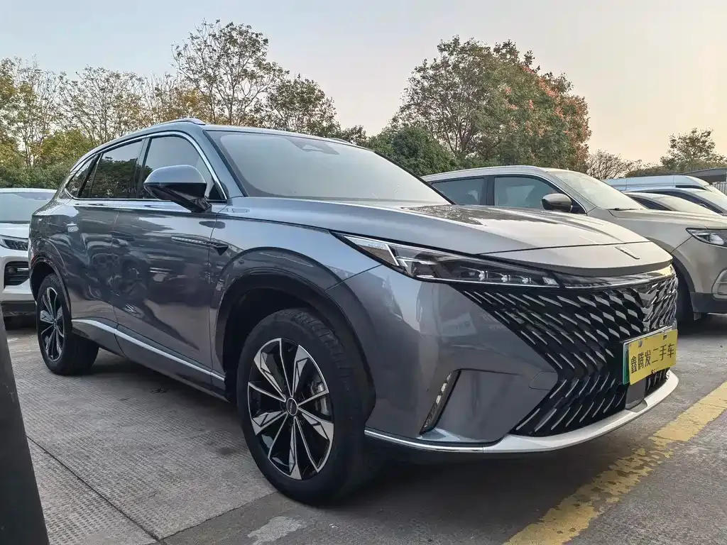 Roewe RX5 New Energy — фото 7