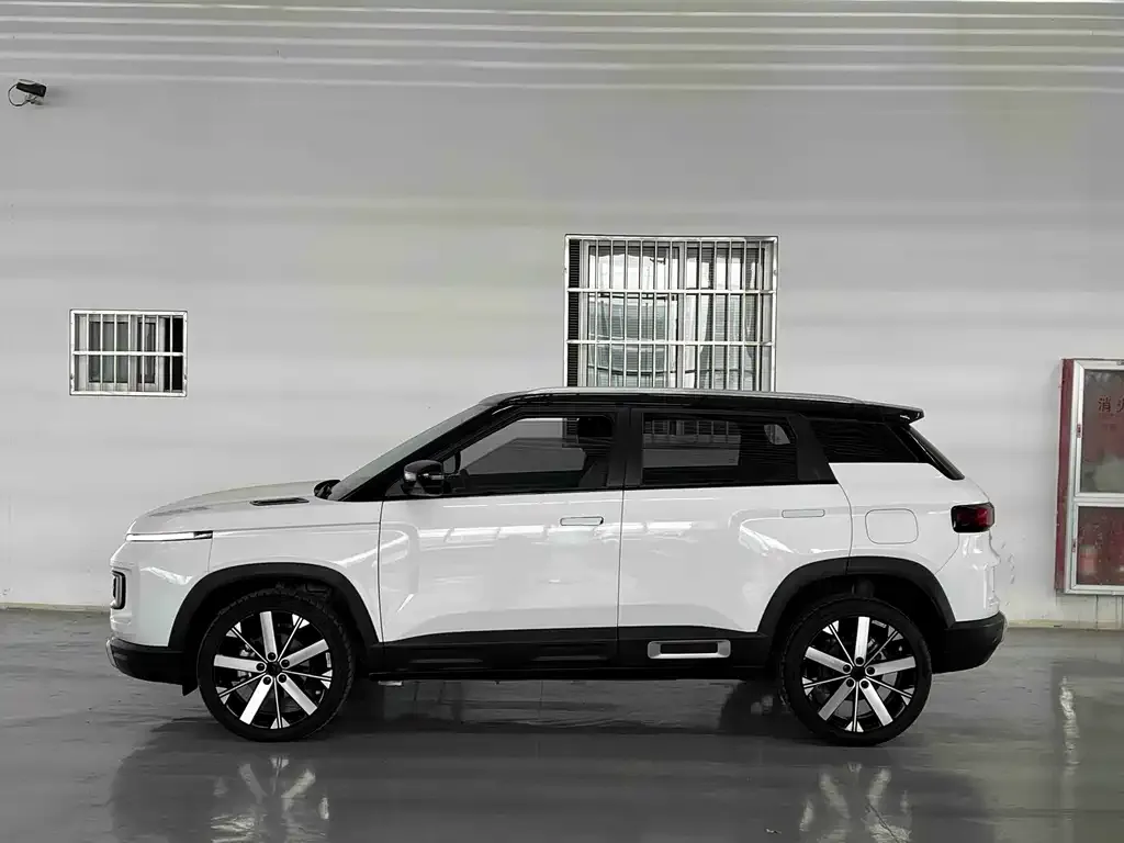 Geely Icon — фото 10
