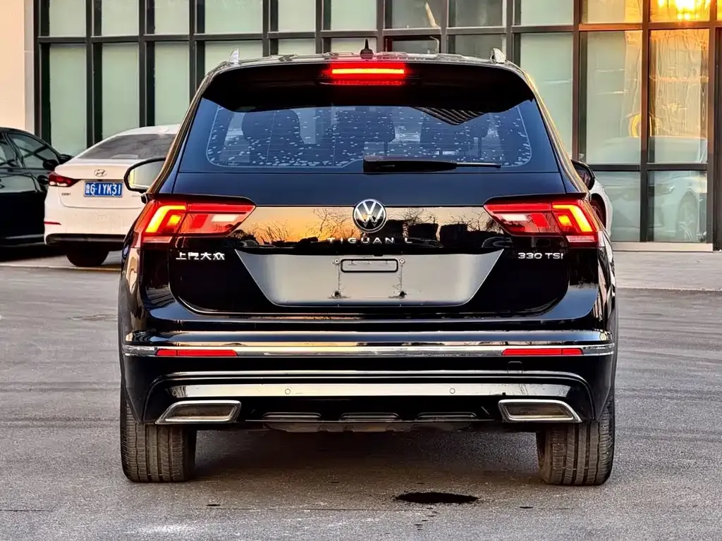 Volkswagen Tiguan L — фото 5