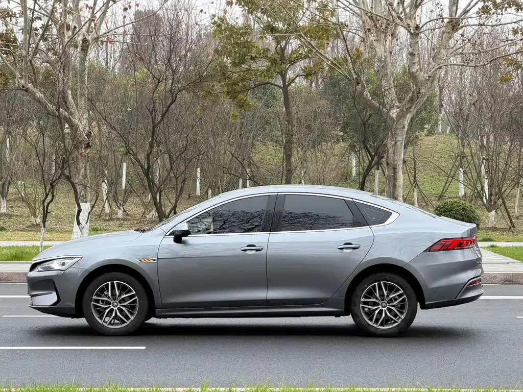 BYD Qin PLUS — фото 8