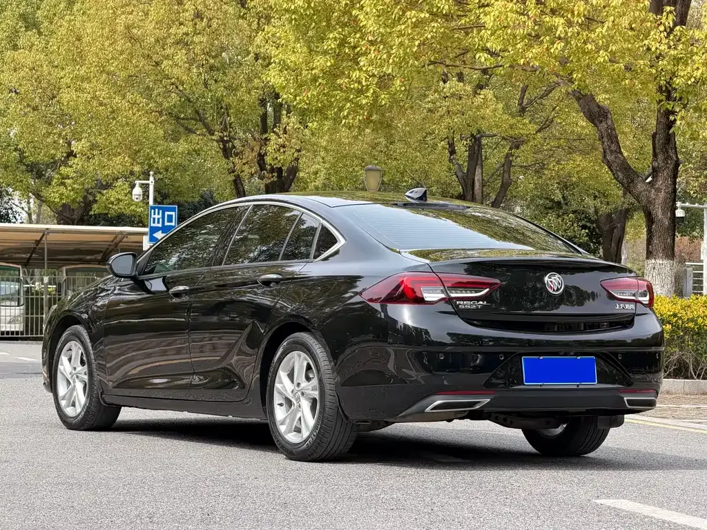Buick Regal — фото 3