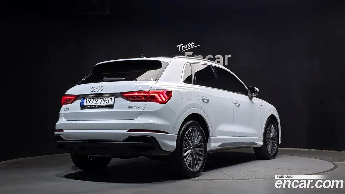 Audi Q3 — фото 5