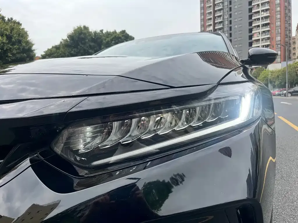 Honda Inspire — фото 2