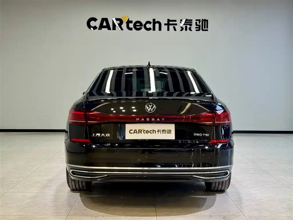 Volkswagen Passat — фото 5