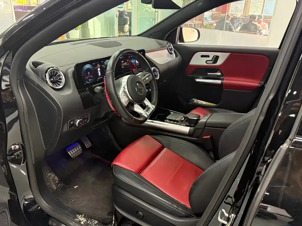 Mercedes-Benz GLA AMG — фото 2