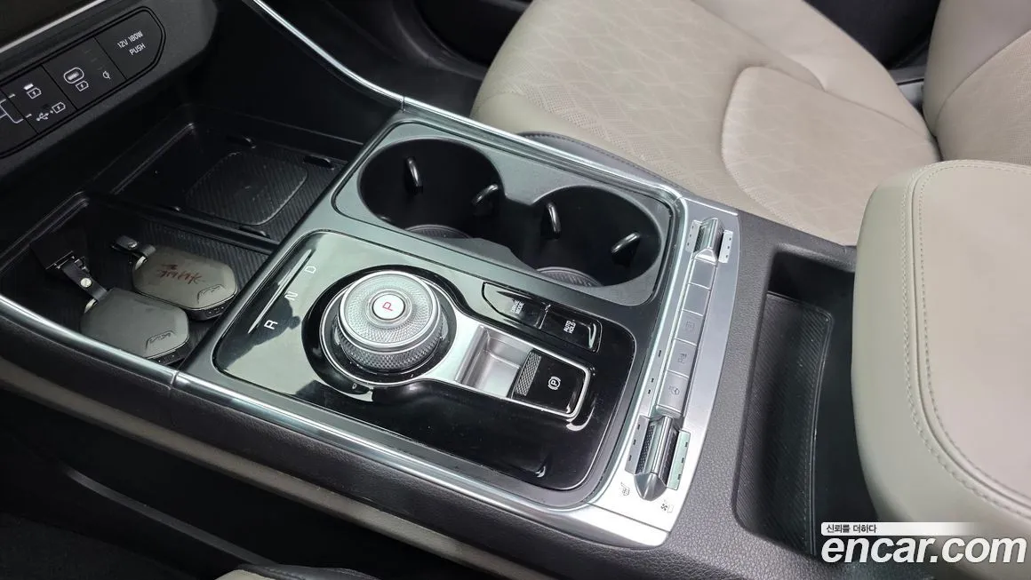 Kia Carnival — фото 10
