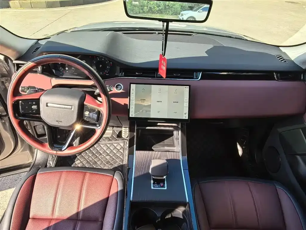 Land Rover Evoque — фото 10