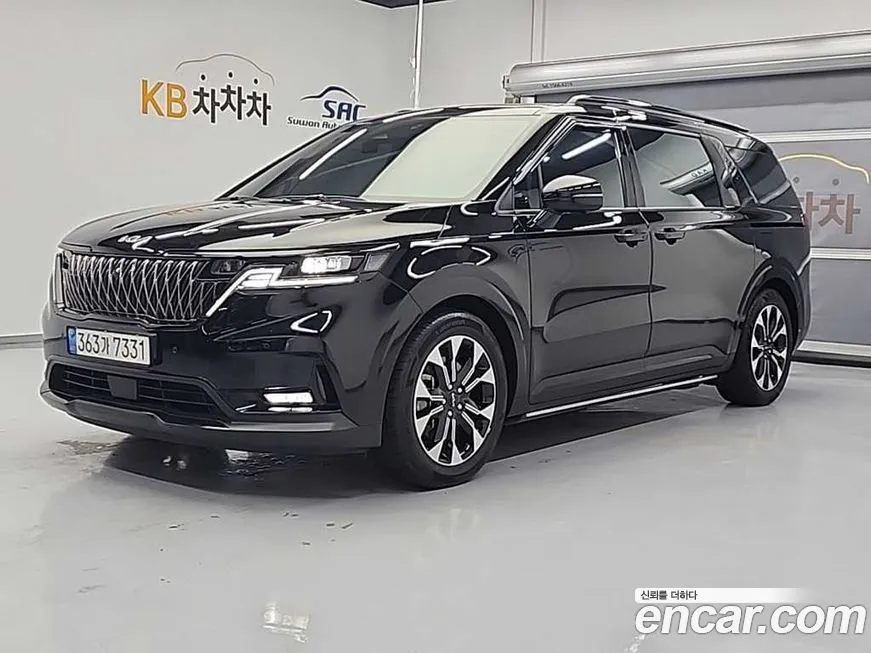 Kia Carnival — фото 1
